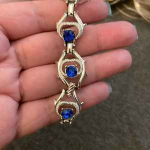 Women’s bracelet